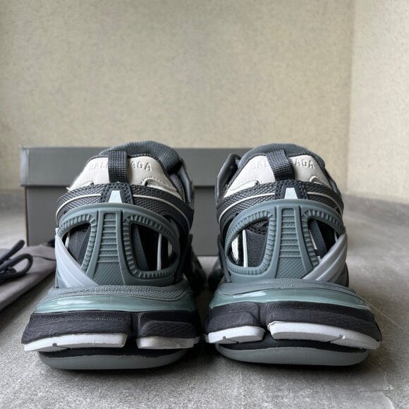 Balenciaga Track Triple Black - Picture 4 of 9